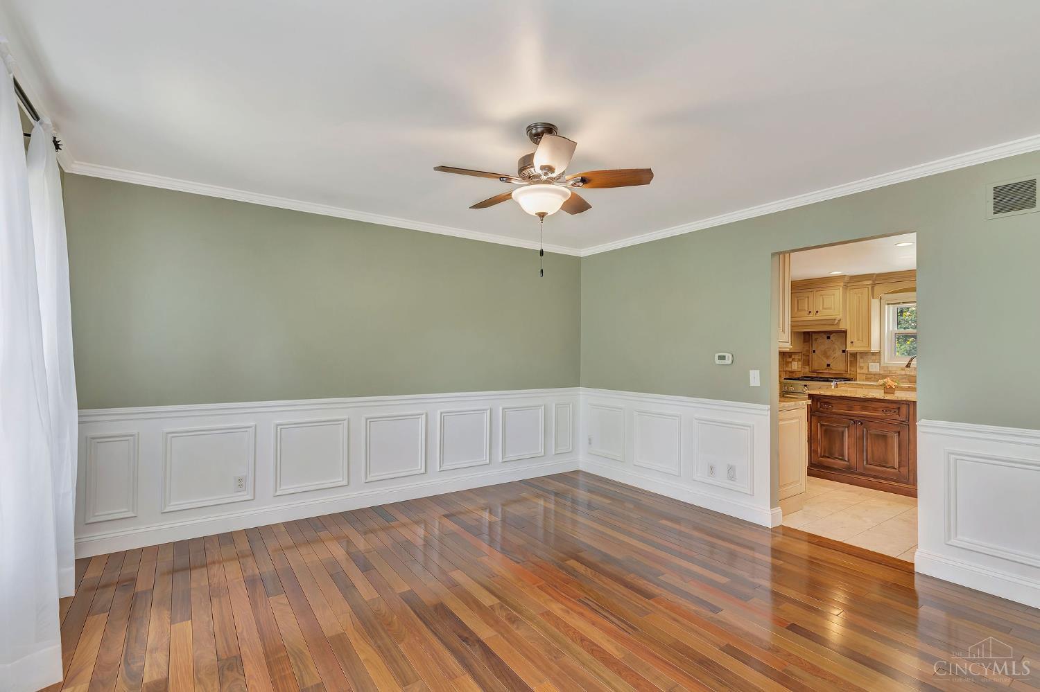 5476 Bentwood Drive Property Photo 11