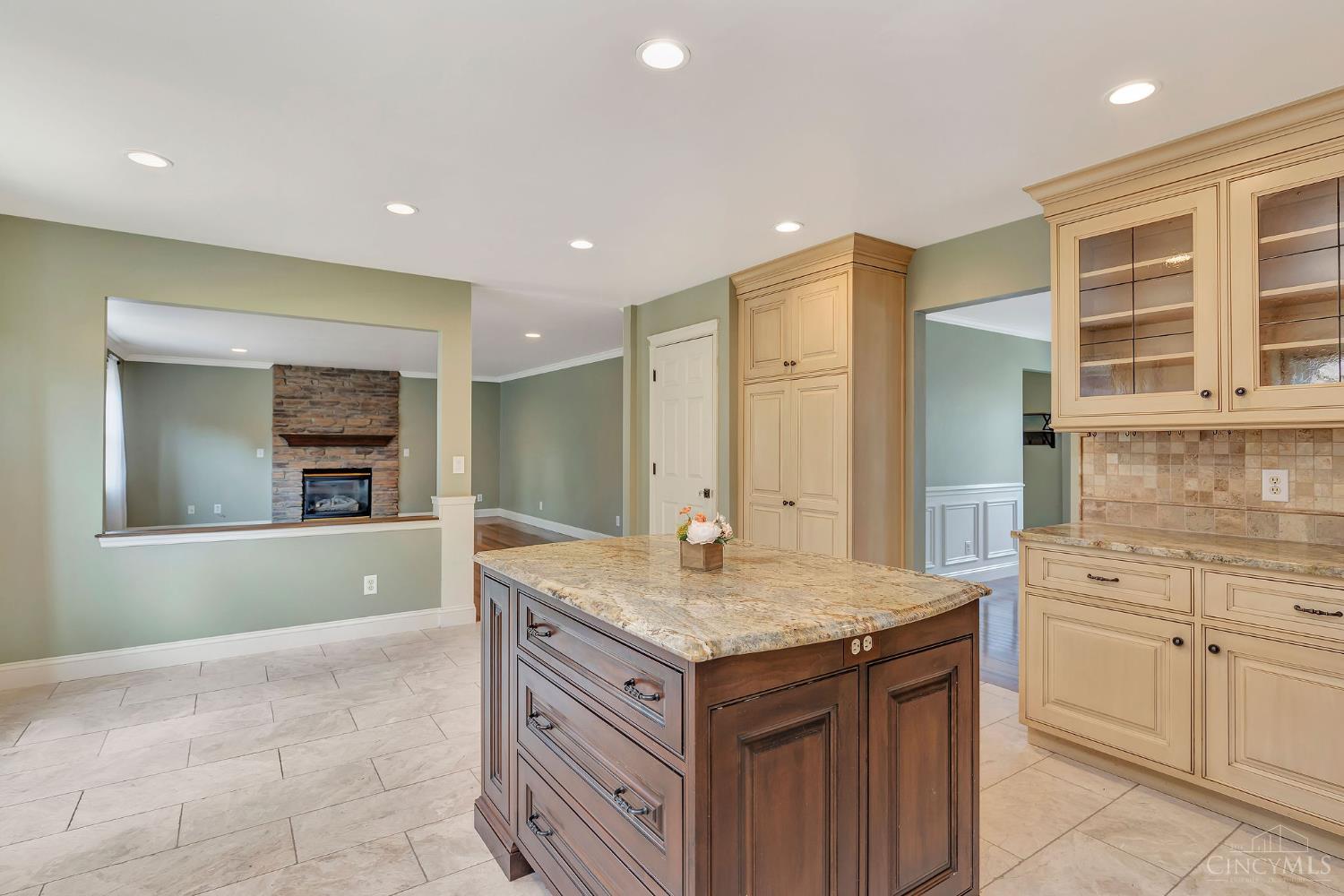 5476 Bentwood Drive Property Photo 18