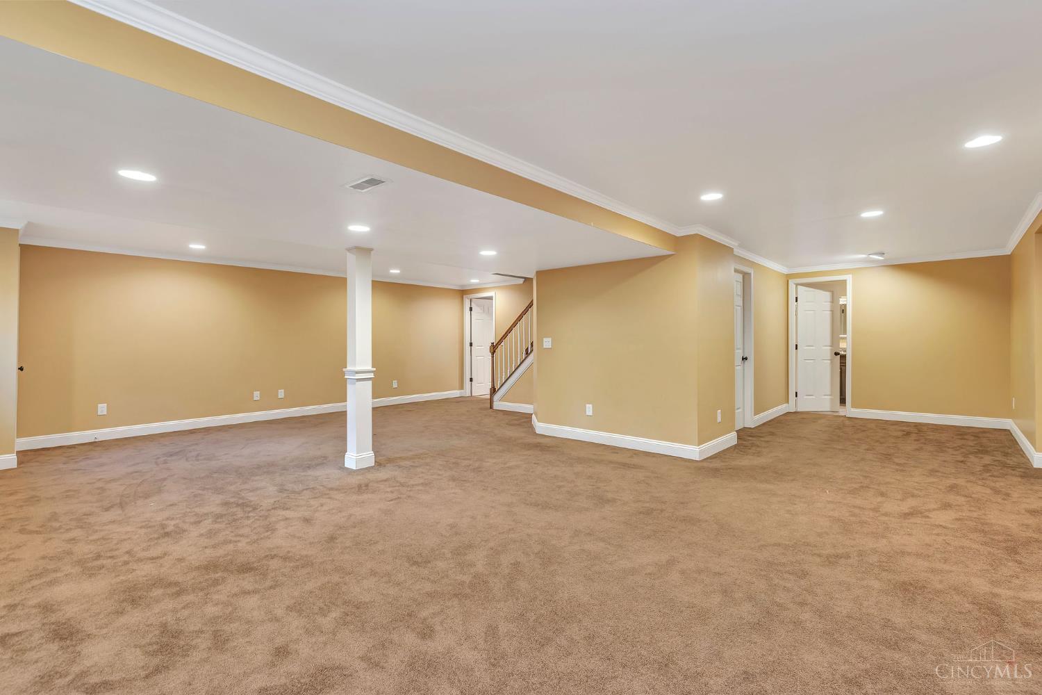 5476 Bentwood Drive Property Photo 39