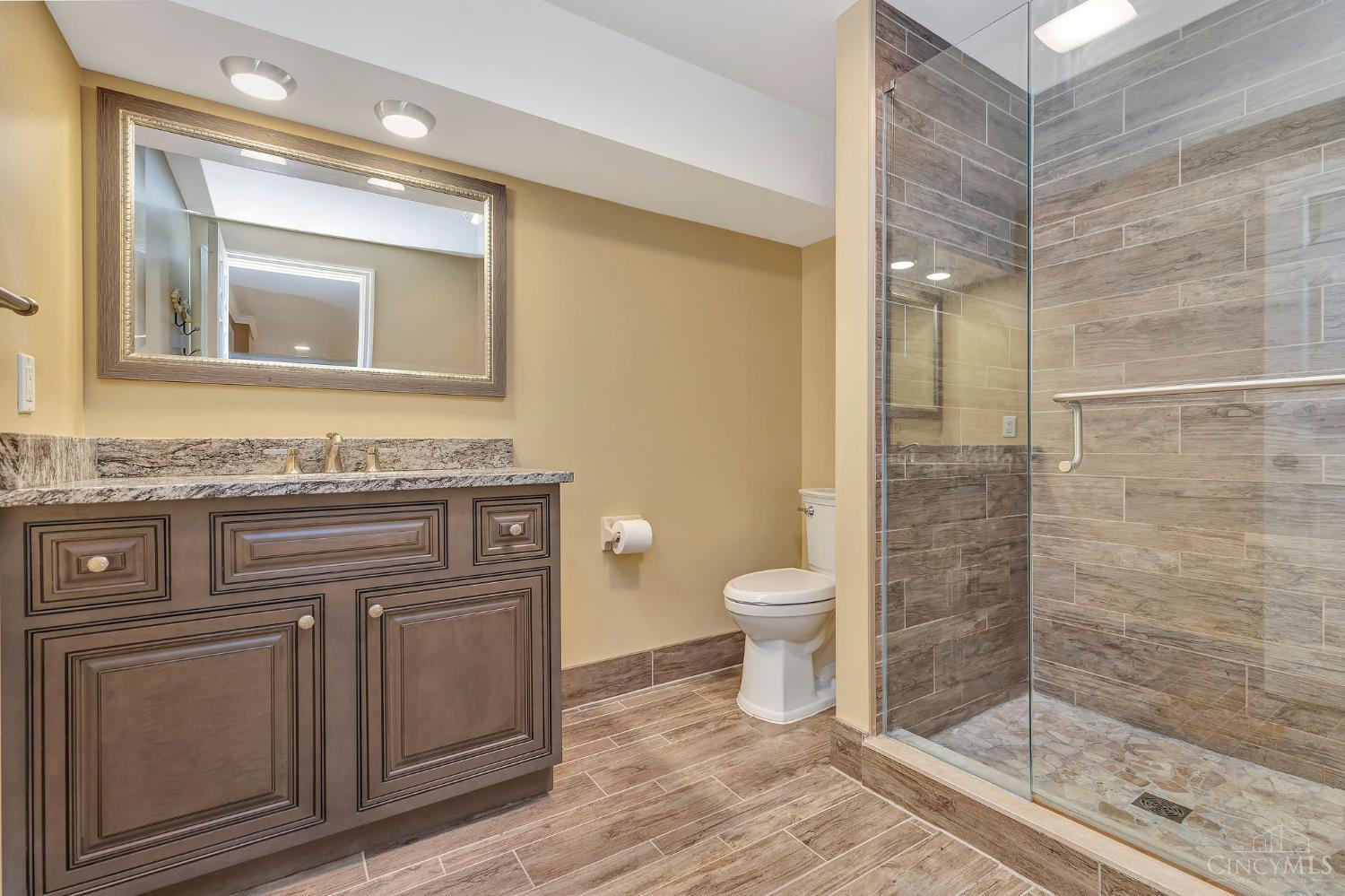 5476 Bentwood Drive Property Photo 43