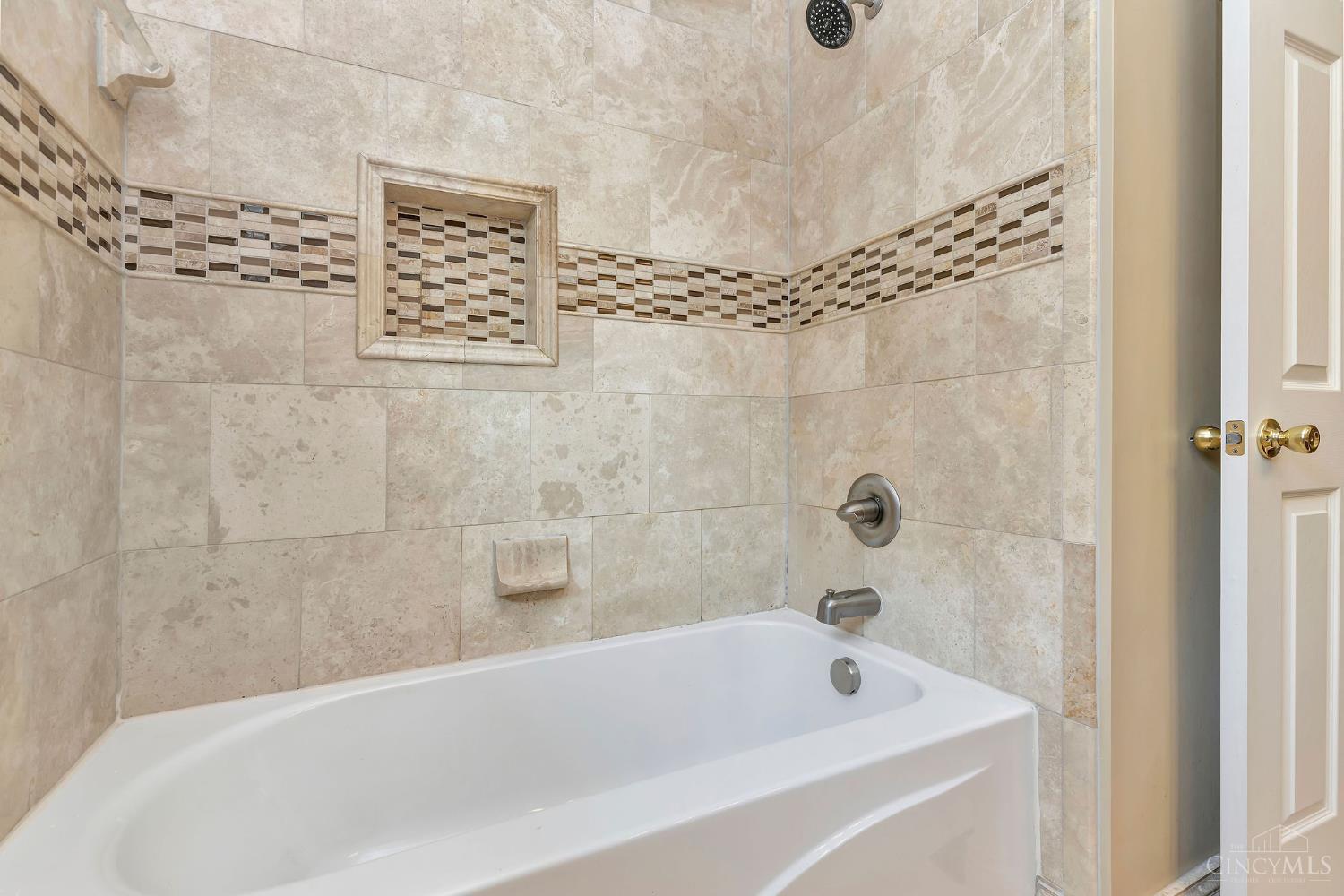 5476 Bentwood Drive Property Photo 44