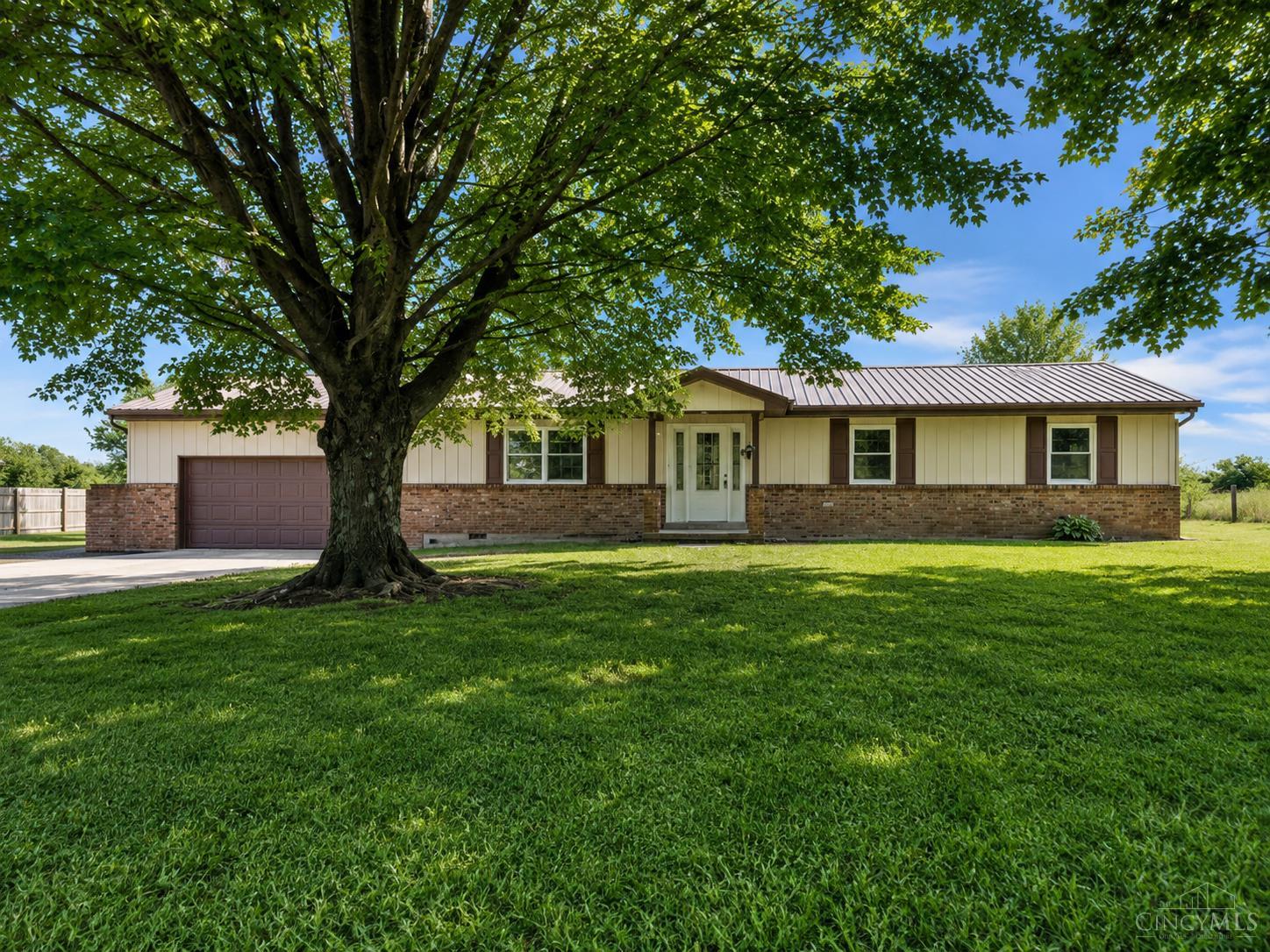 8973 Tri County Highway Property Photo 1