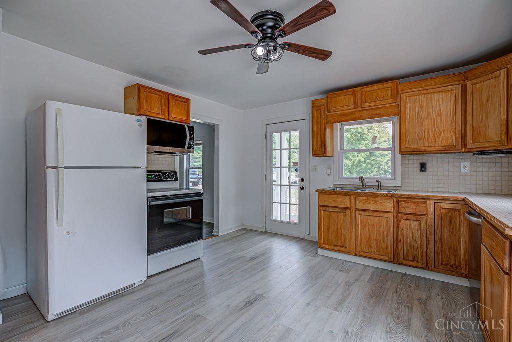 8131 Thomas Road Property Photo 7