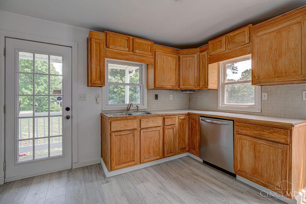 8131 Thomas Road Property Photo 9