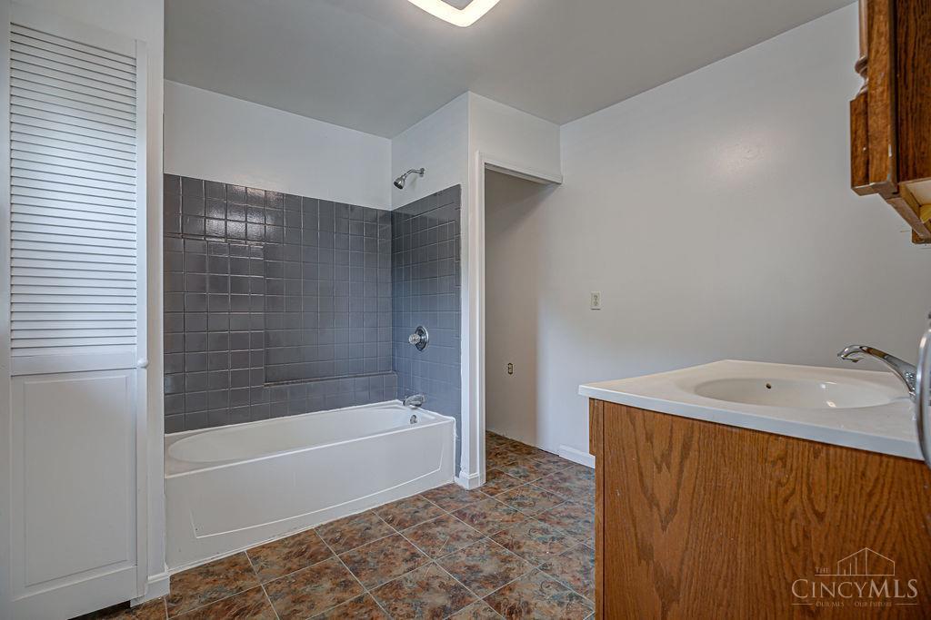 8131 Thomas Road Property Photo 13