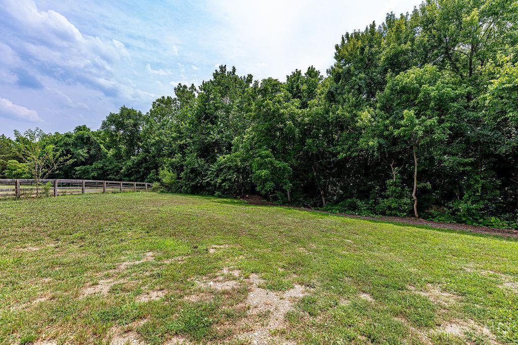 8131 Thomas Road Property Photo 27