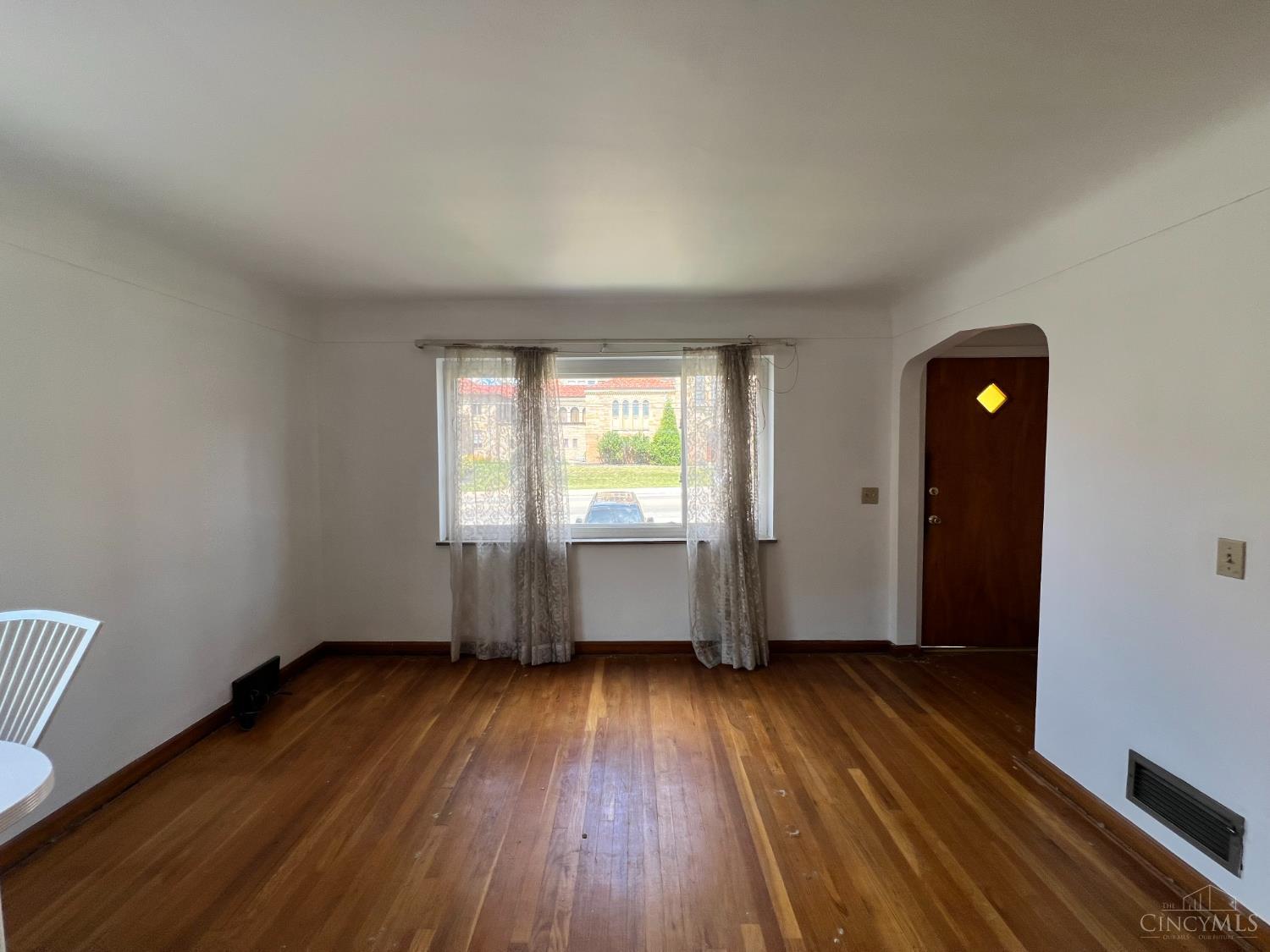 W 4107 Eighth Street Property Photo 8