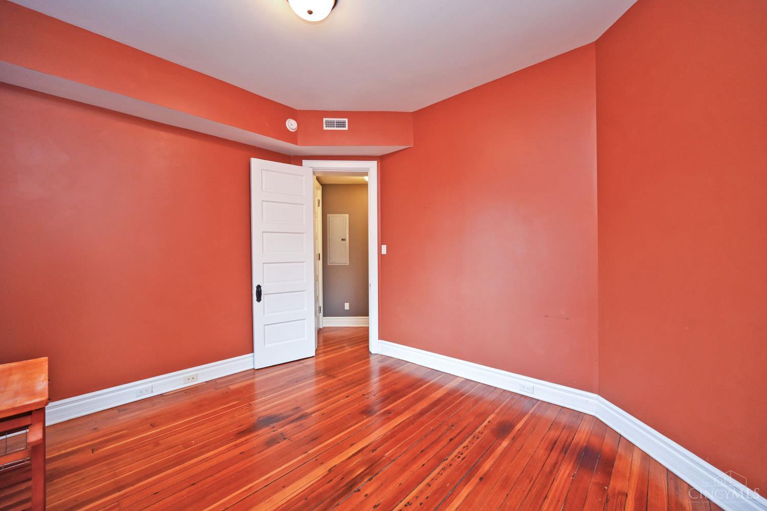 2356 Park Avenue Property Photo 28