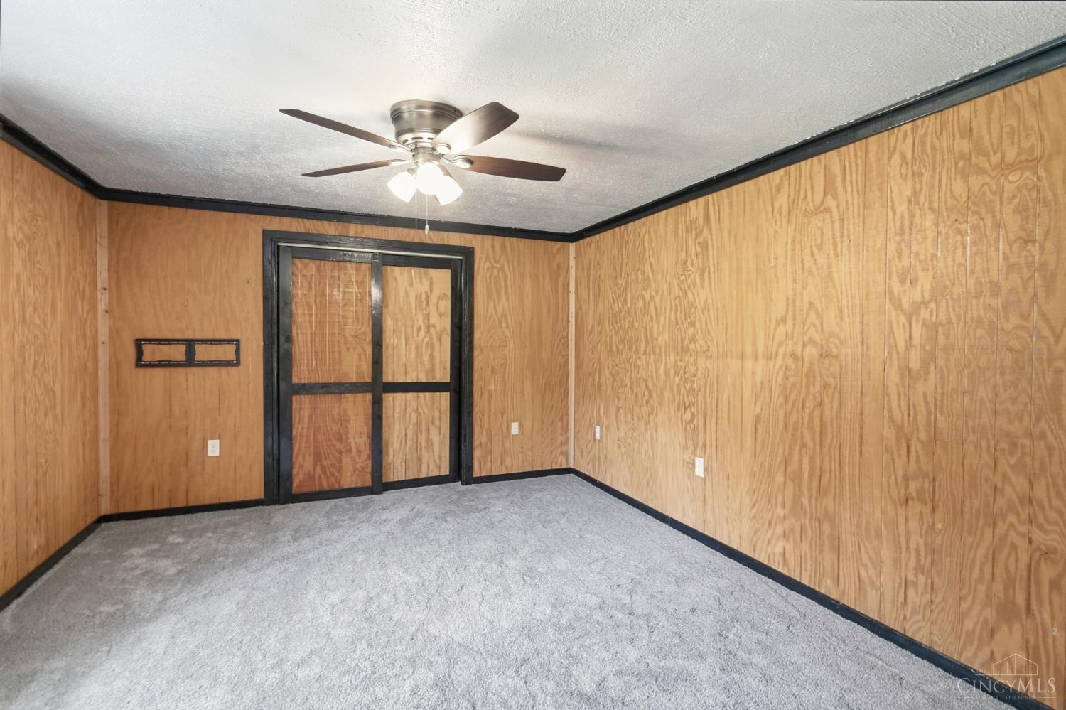 4992 Pedersen Road Property Photo 19
