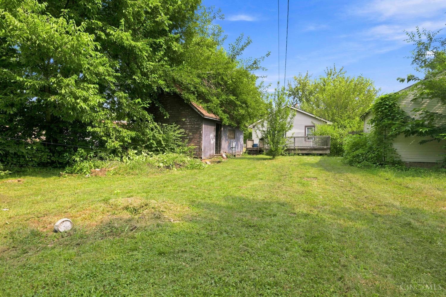 2125 Winona Drive Property Photo 5