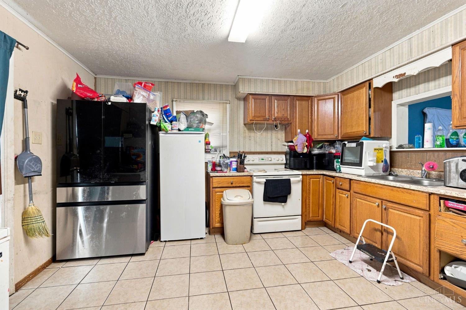 2125 Winona Drive Property Photo 8