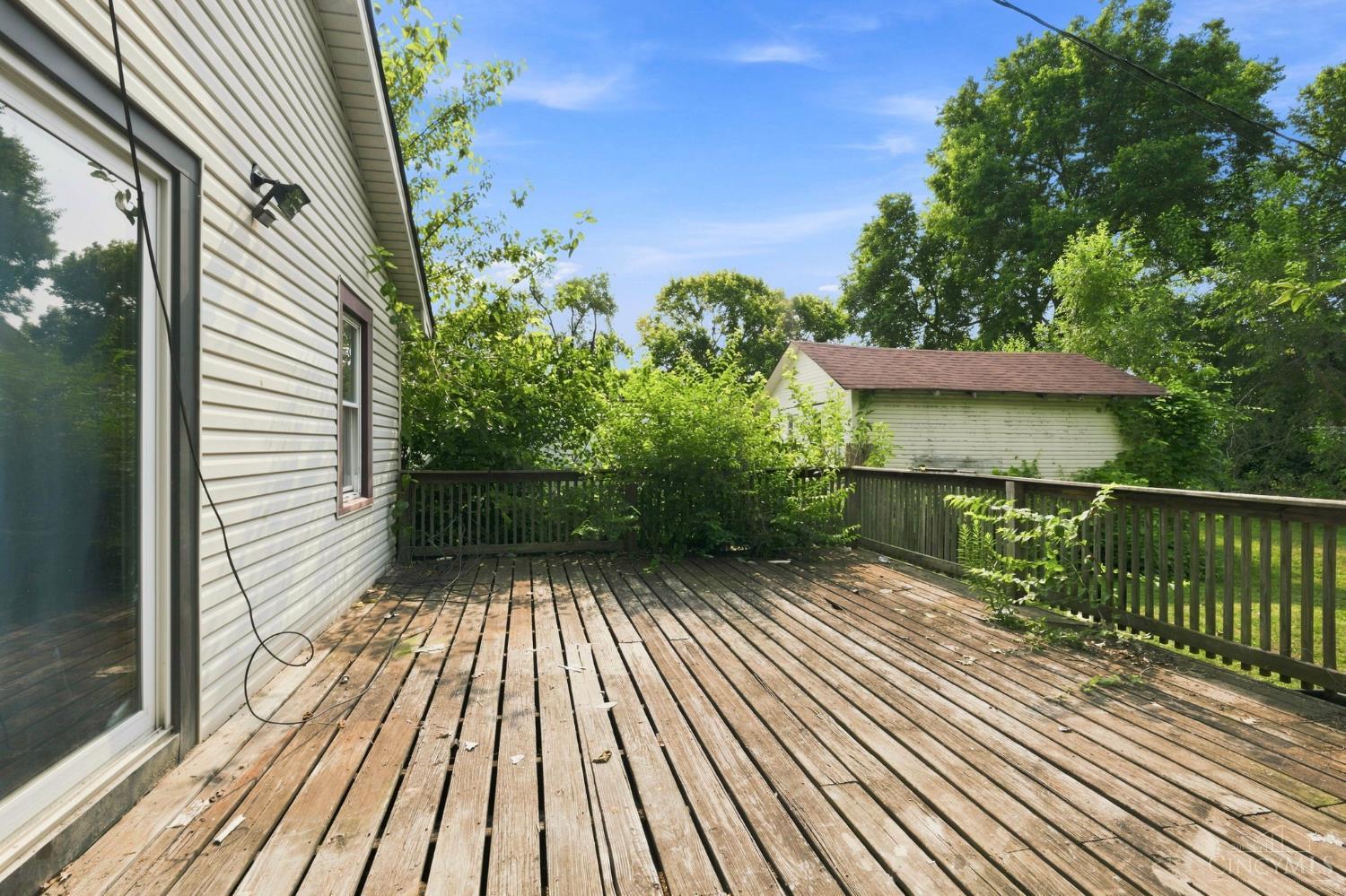 2125 Winona Drive Property Photo 32