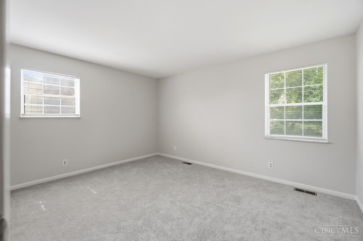 553 Bessinger Drive Property Photo 20