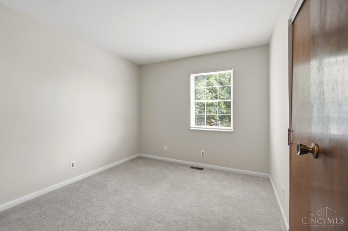 553 Bessinger Drive Property Photo 28