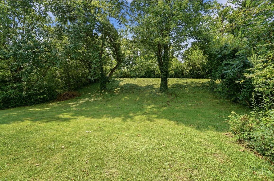553 Bessinger Drive Property Photo 48