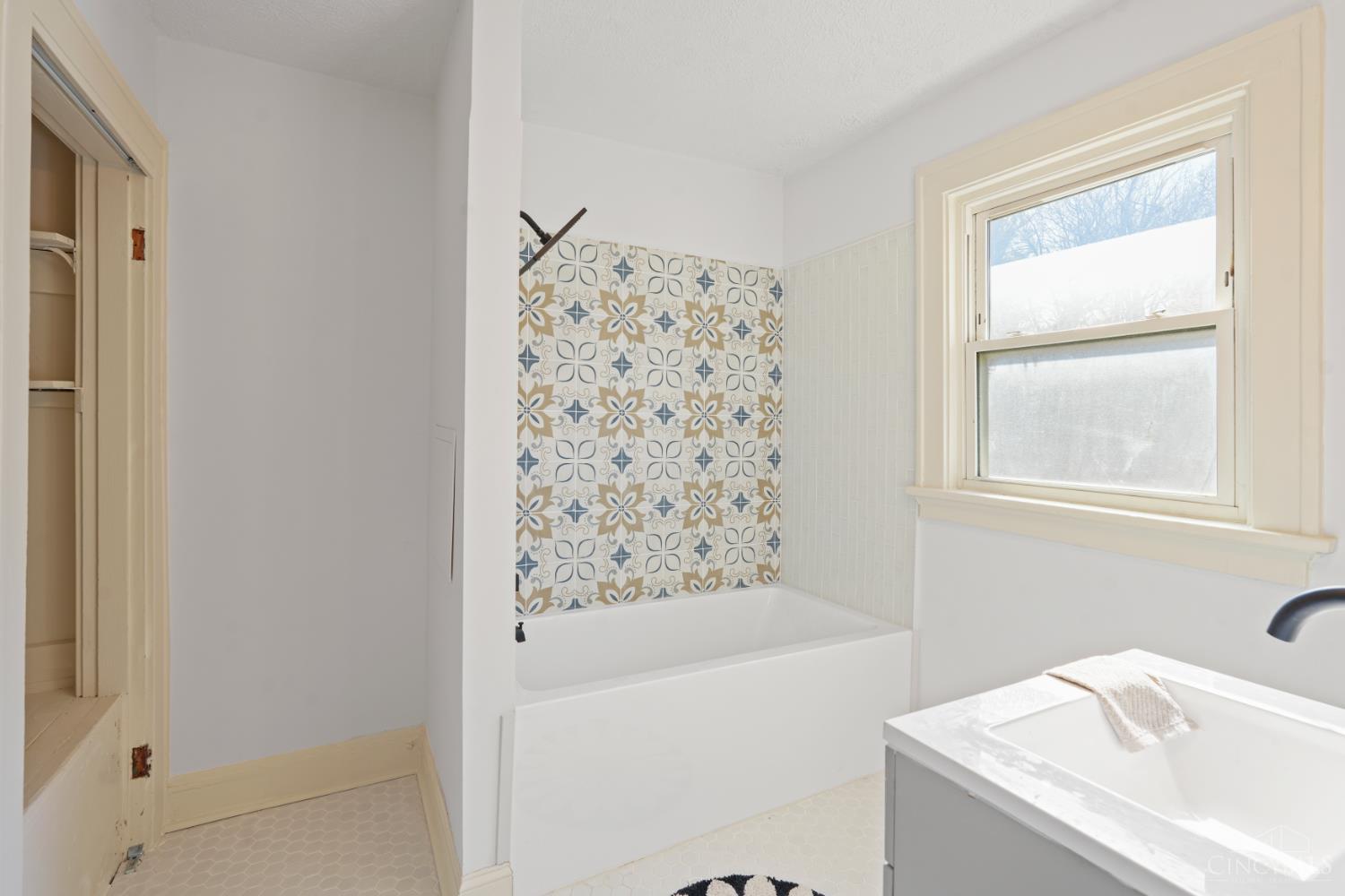 2217 Crane Avenue Property Photo 13