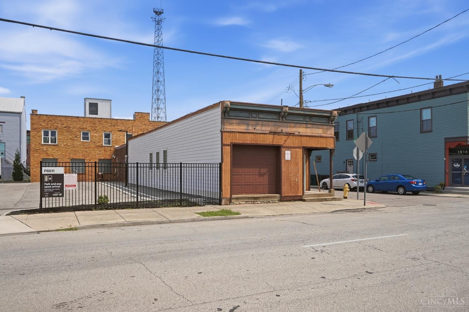 1620 Hoffner Street Property Photo 3