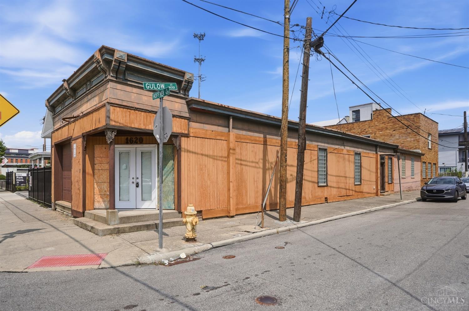 1620 Hoffner Street Property Photo 4