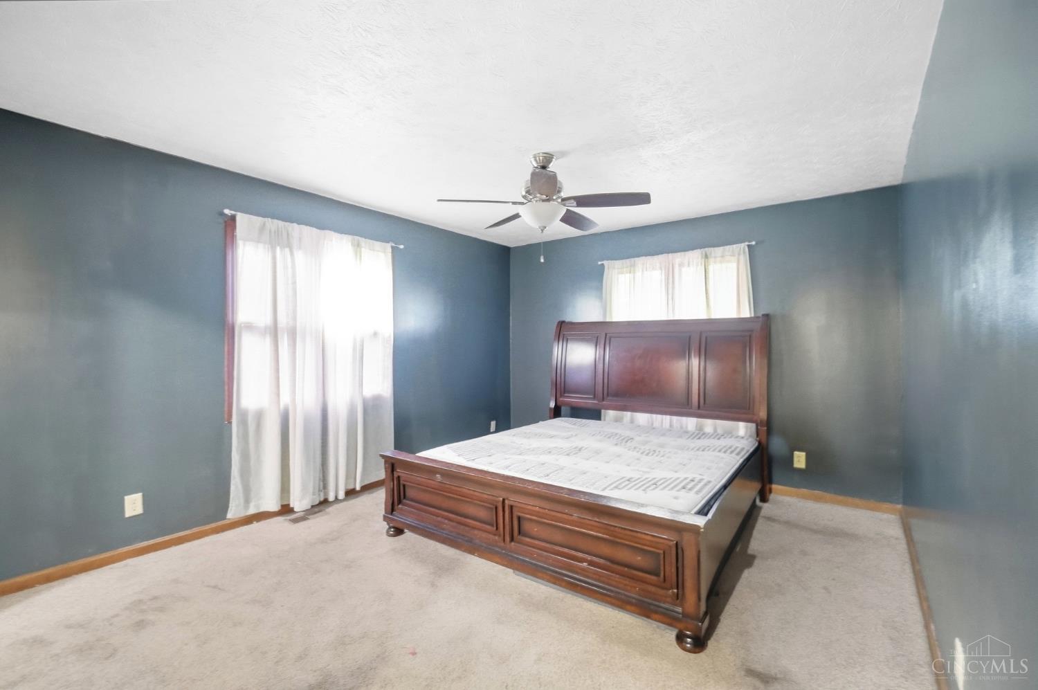 985 St Clair Avenue Property Photo 15