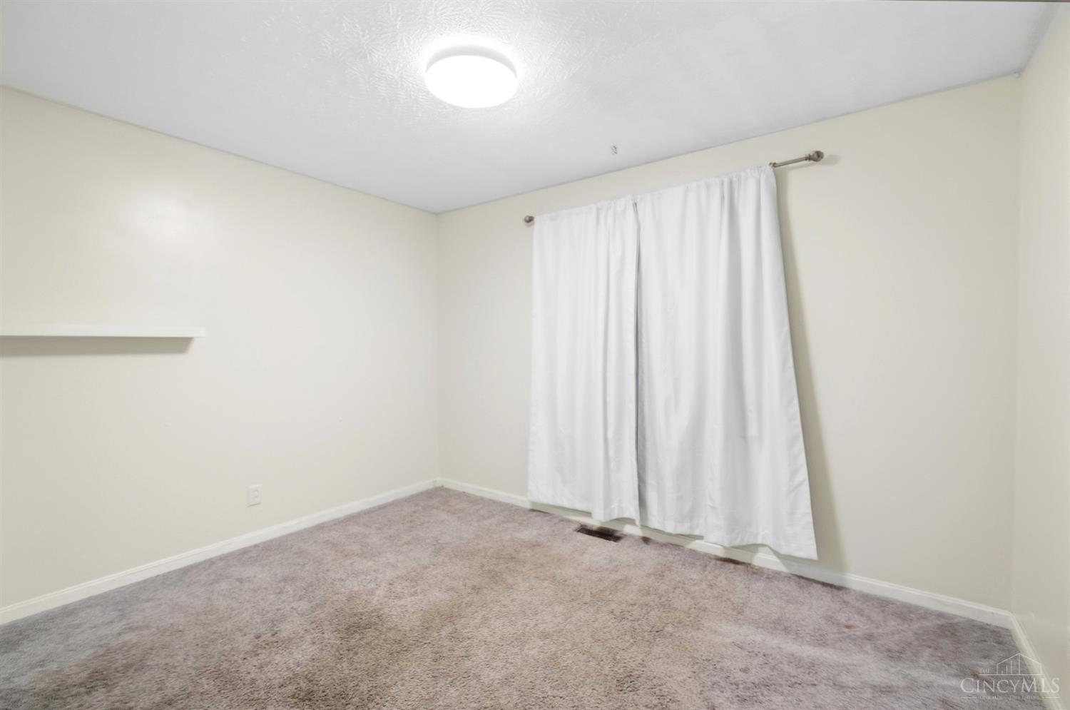 985 St Clair Avenue Property Photo 21