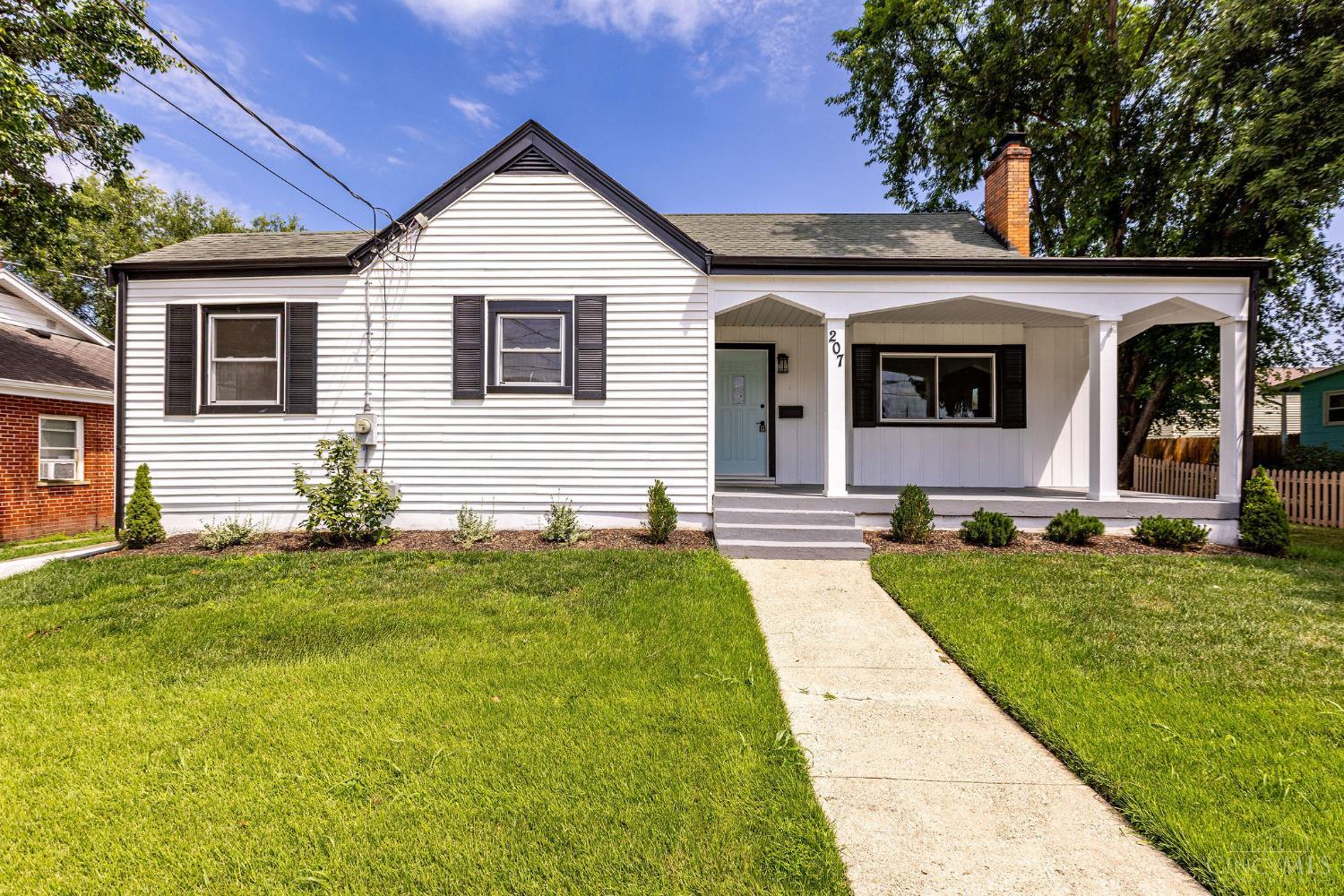 207 Kater Avenue Property Photo 1