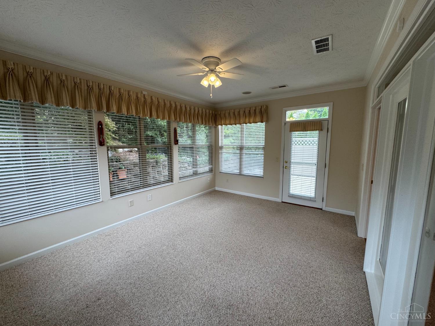 1215 Little Yankee Run Property Photo 6