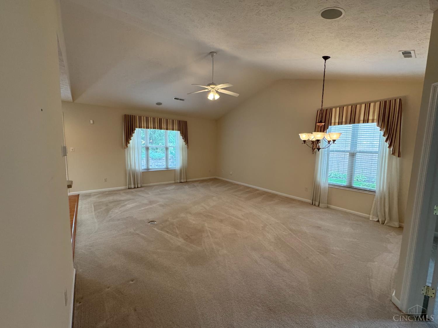 1215 Little Yankee Run Property Photo 9