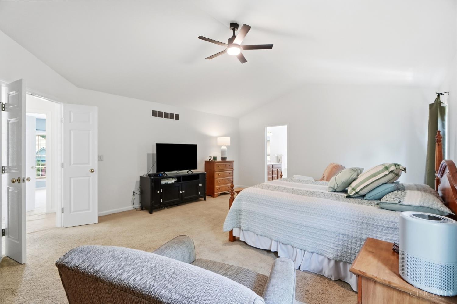 1030 Westchester Way Property Photo 34