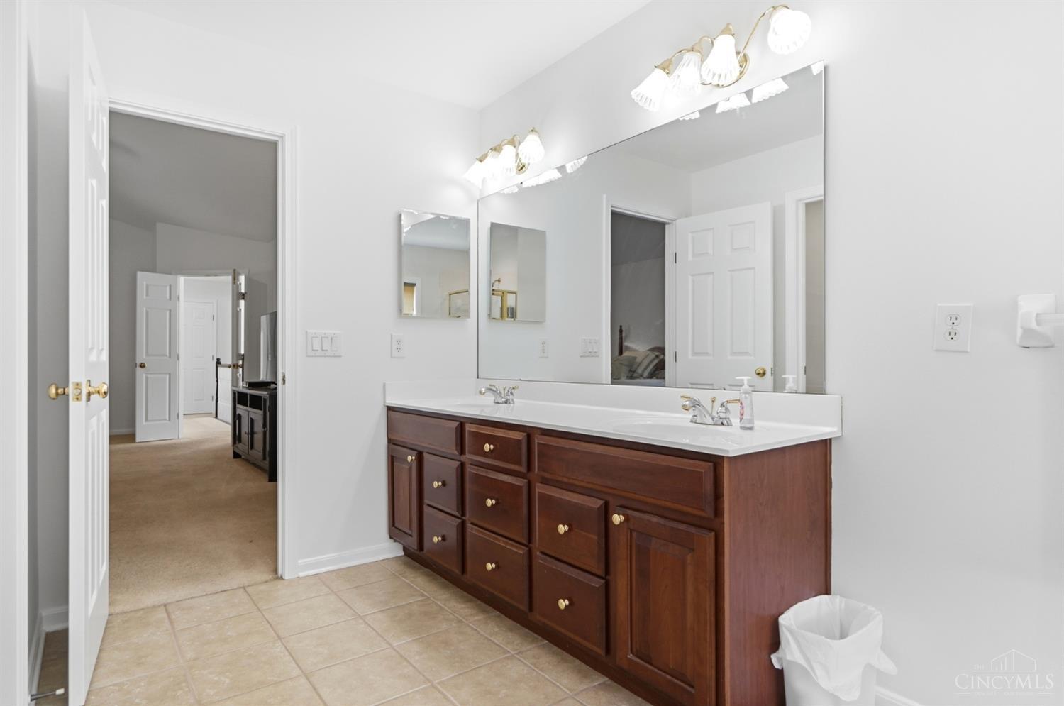 1030 Westchester Way Property Photo 38