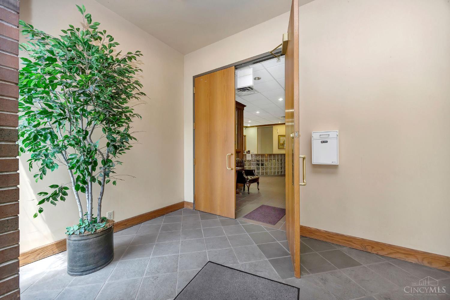 246 High Street Property Photo 6