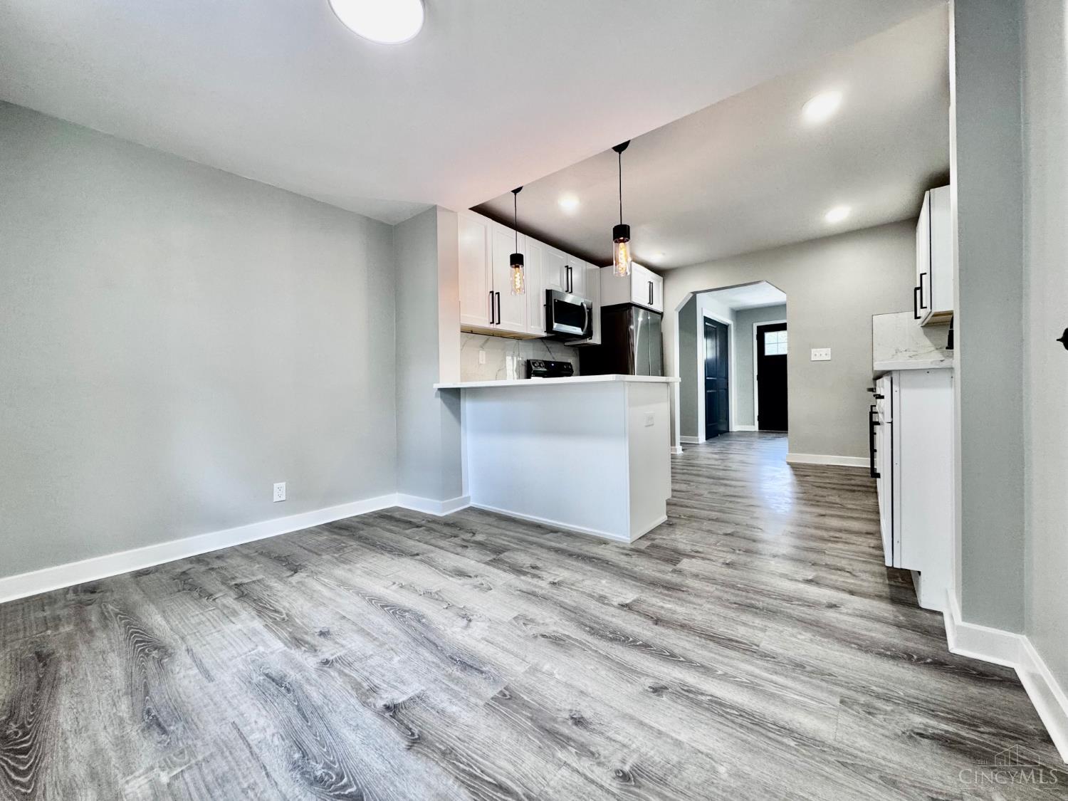 4213 Webster Avenue Property Photo 11