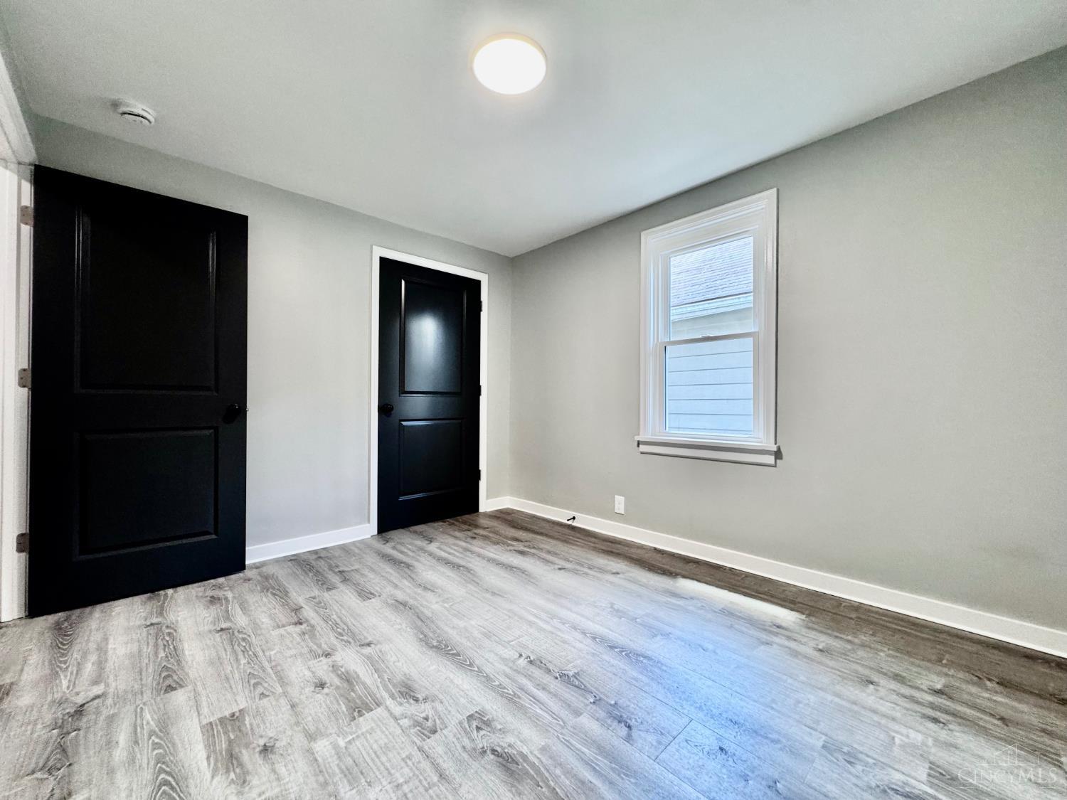 4213 Webster Avenue Property Photo 36