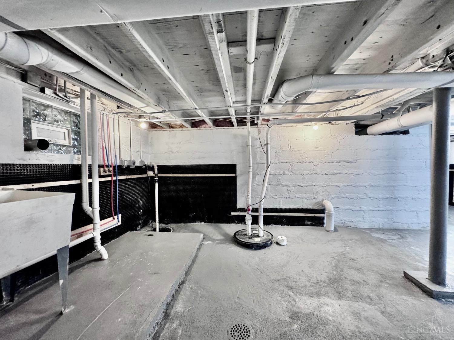 4213 Webster Avenue Property Photo 42