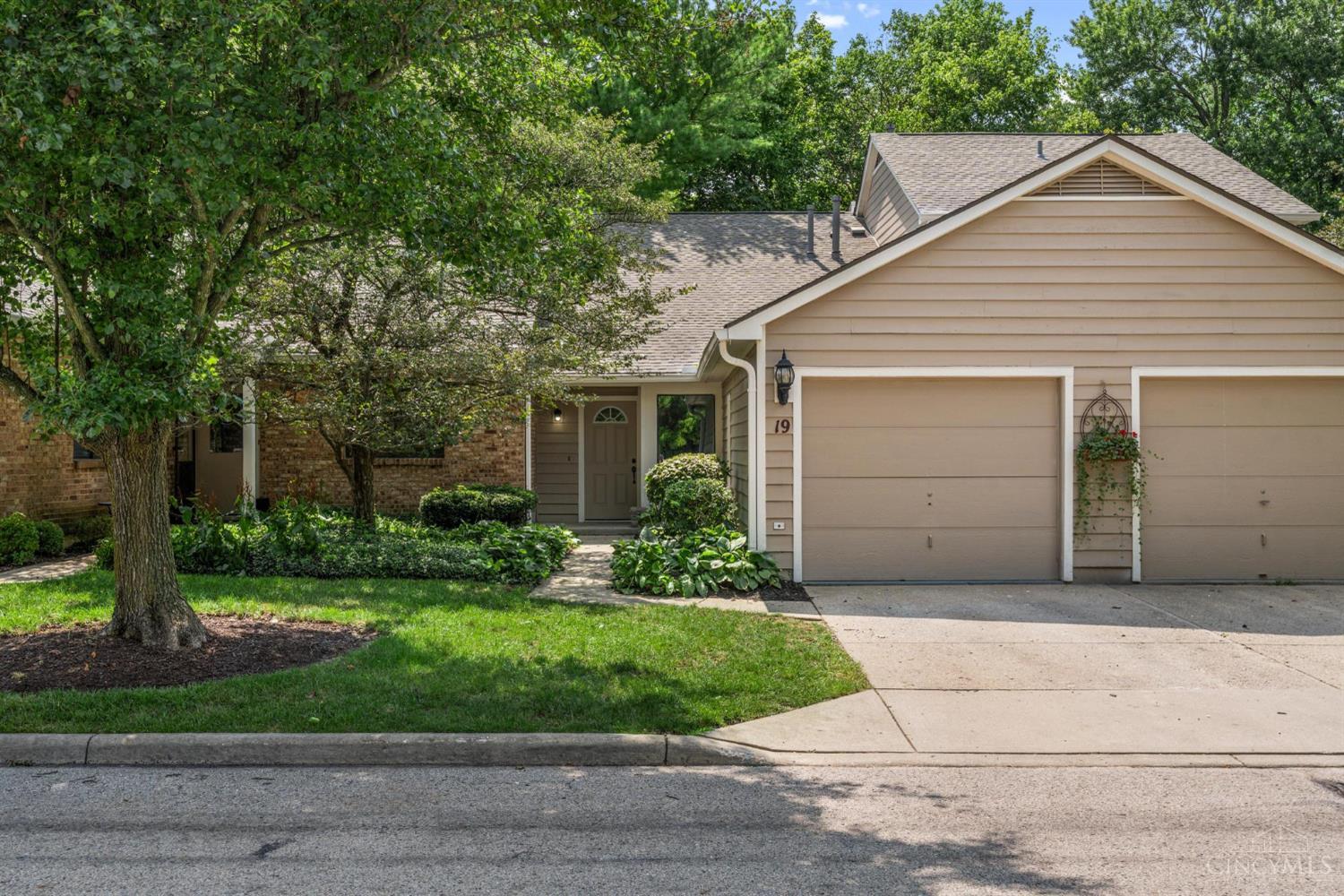 19 Evergreen Circle Property Photo 1