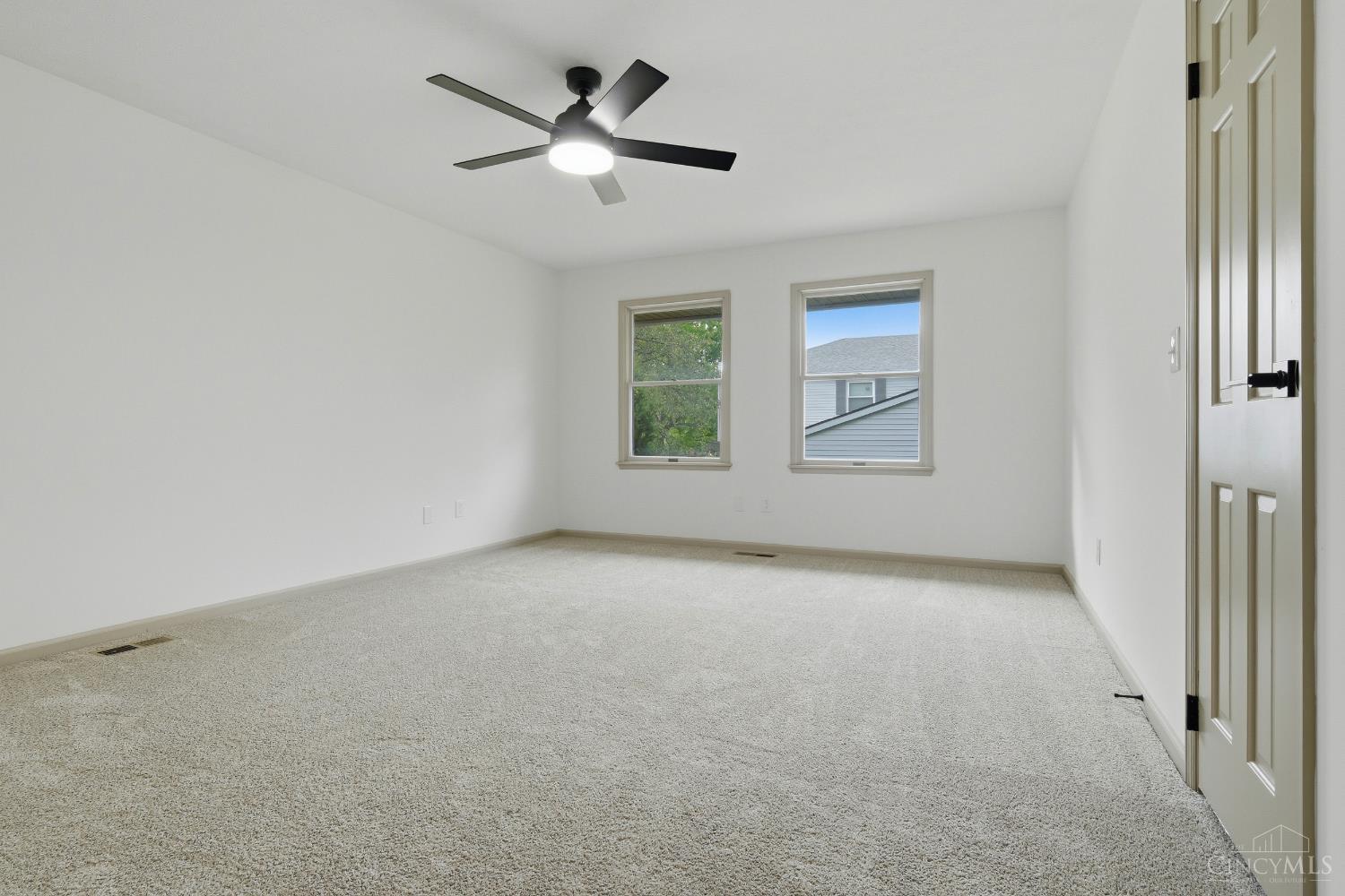 5748 Reswin Drive Property Photo 11