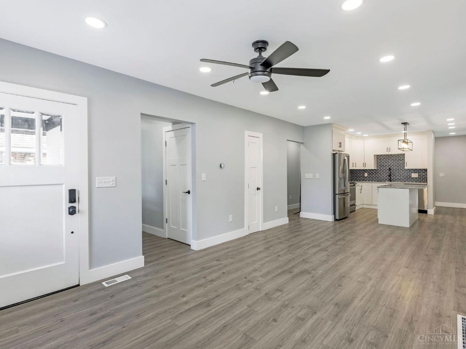 5520 Davies Place Property Photo 10