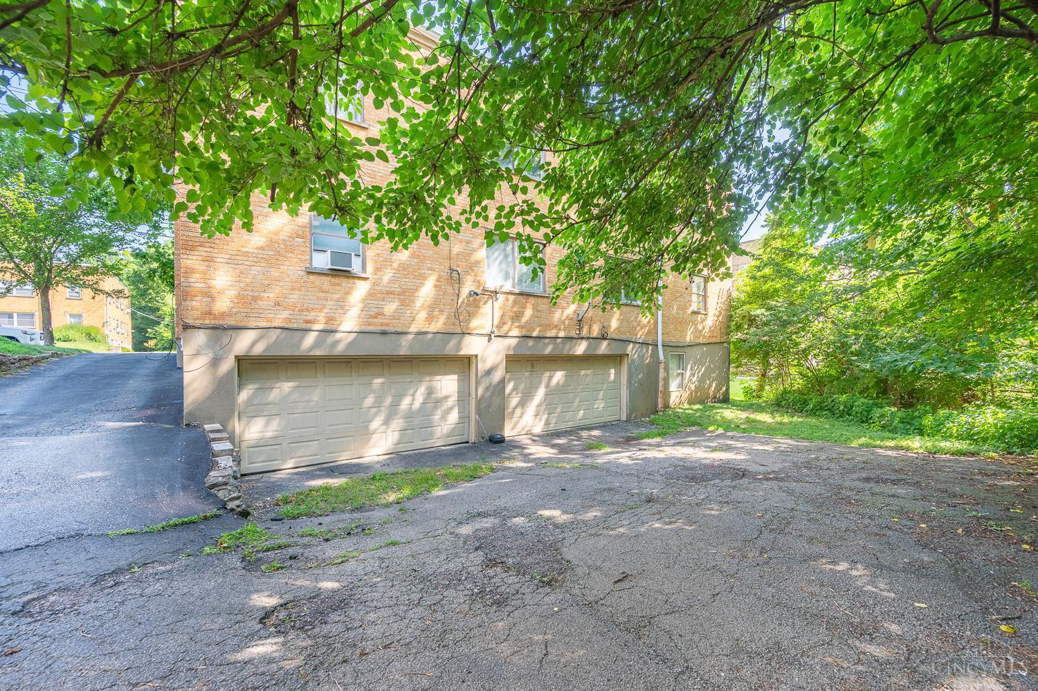 6428 Montgomery Road Property Photo 17
