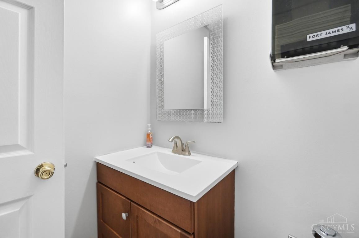 4735 Cornell Road Property Photo 28