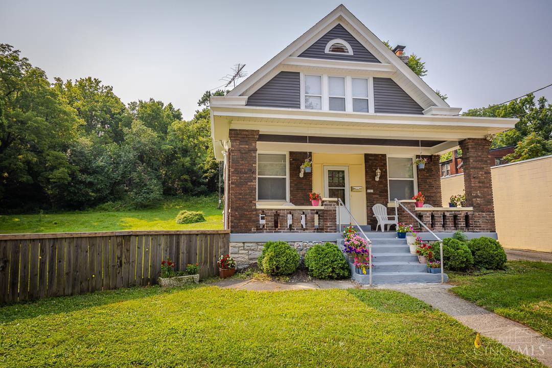 3722 Vine Street Property Photo 1