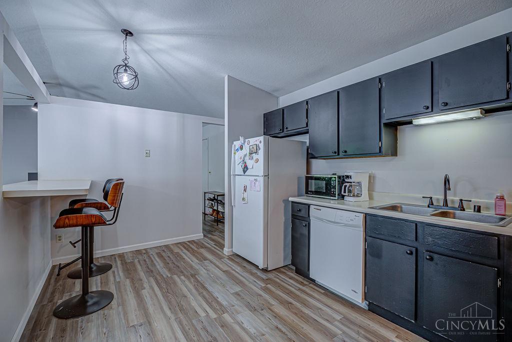 5352 Werk Road Property Photo 12