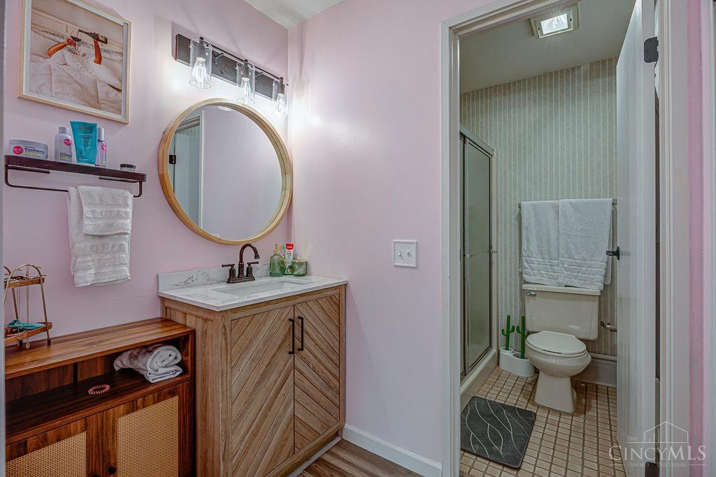5352 Werk Road Property Photo 16