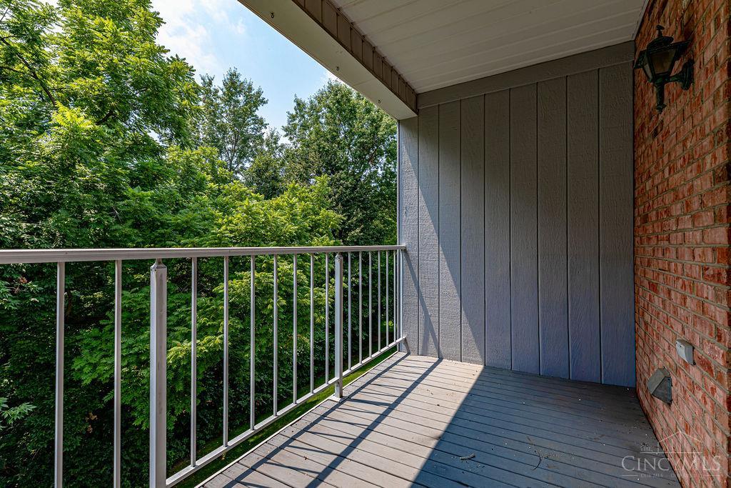 5352 Werk Road Property Photo 22