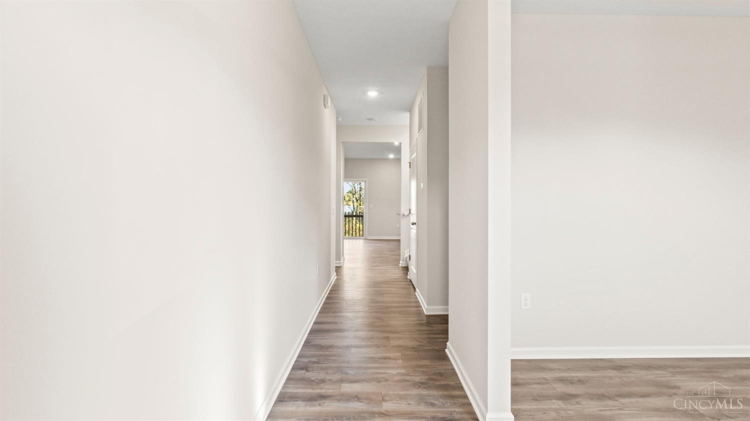 1888356 Property Photo 7