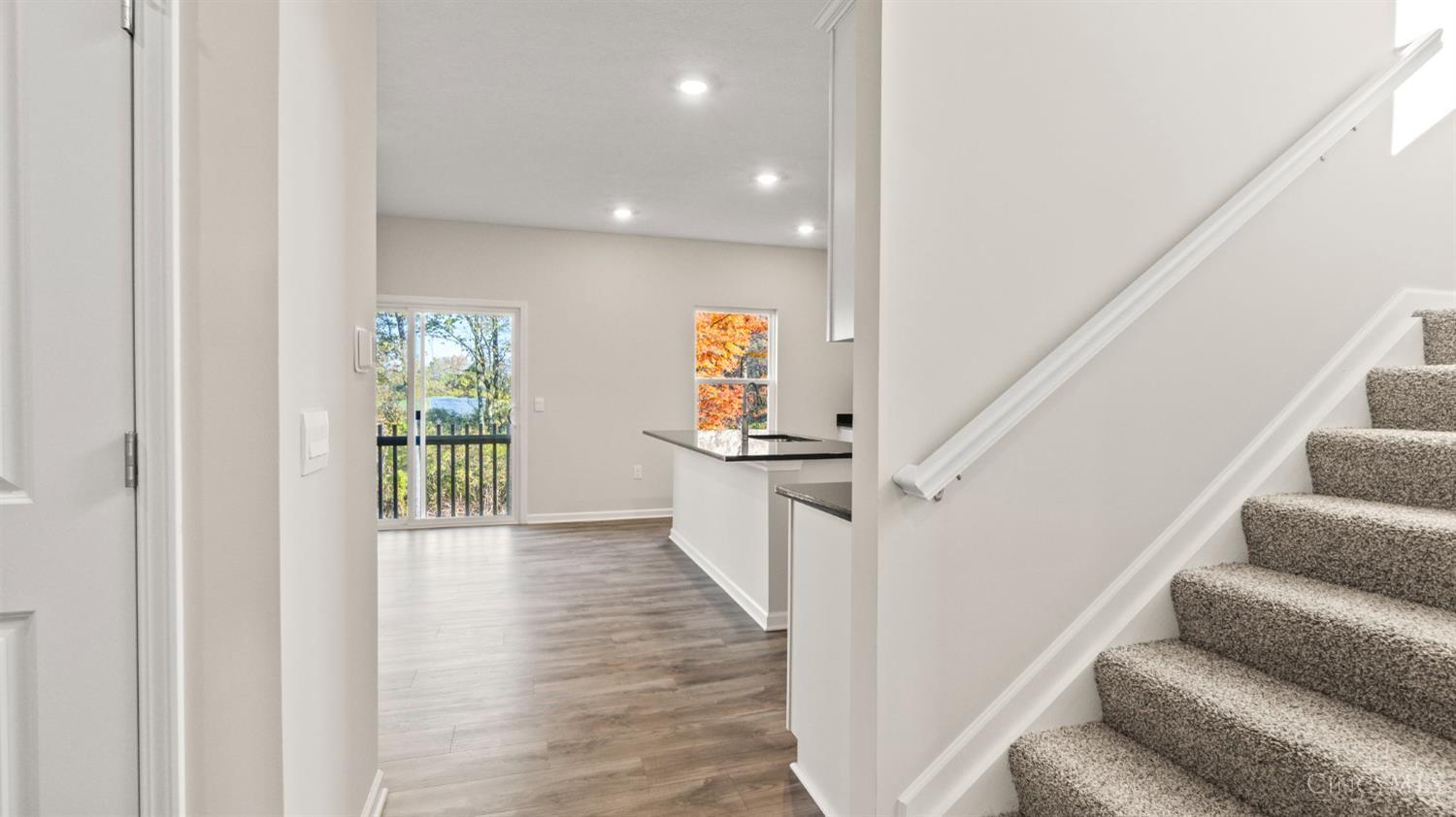 1888356 Property Photo 12