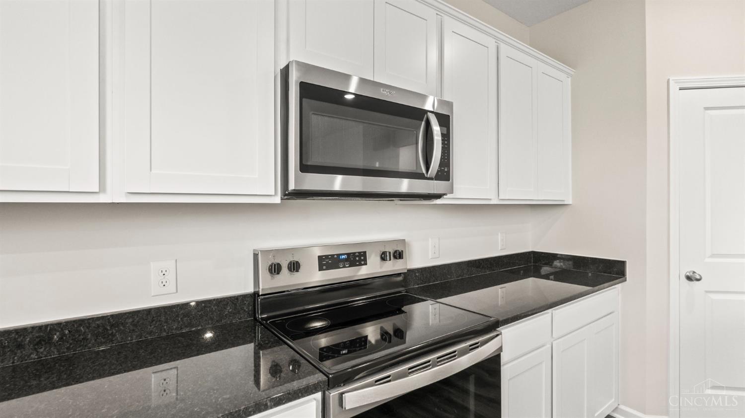 1888356 Property Photo 15