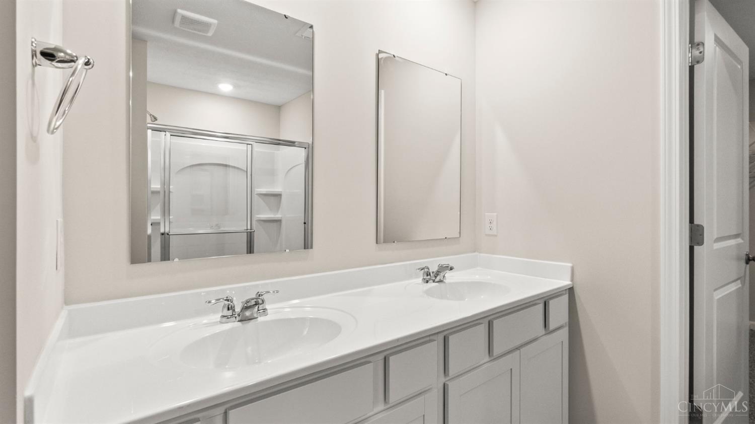 1888356 Property Photo 25