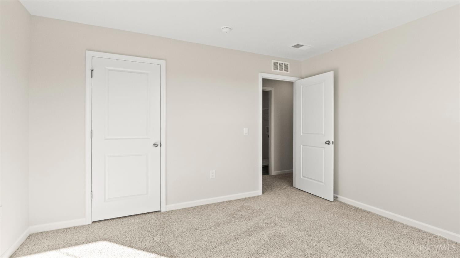 1888356 Property Photo 34
