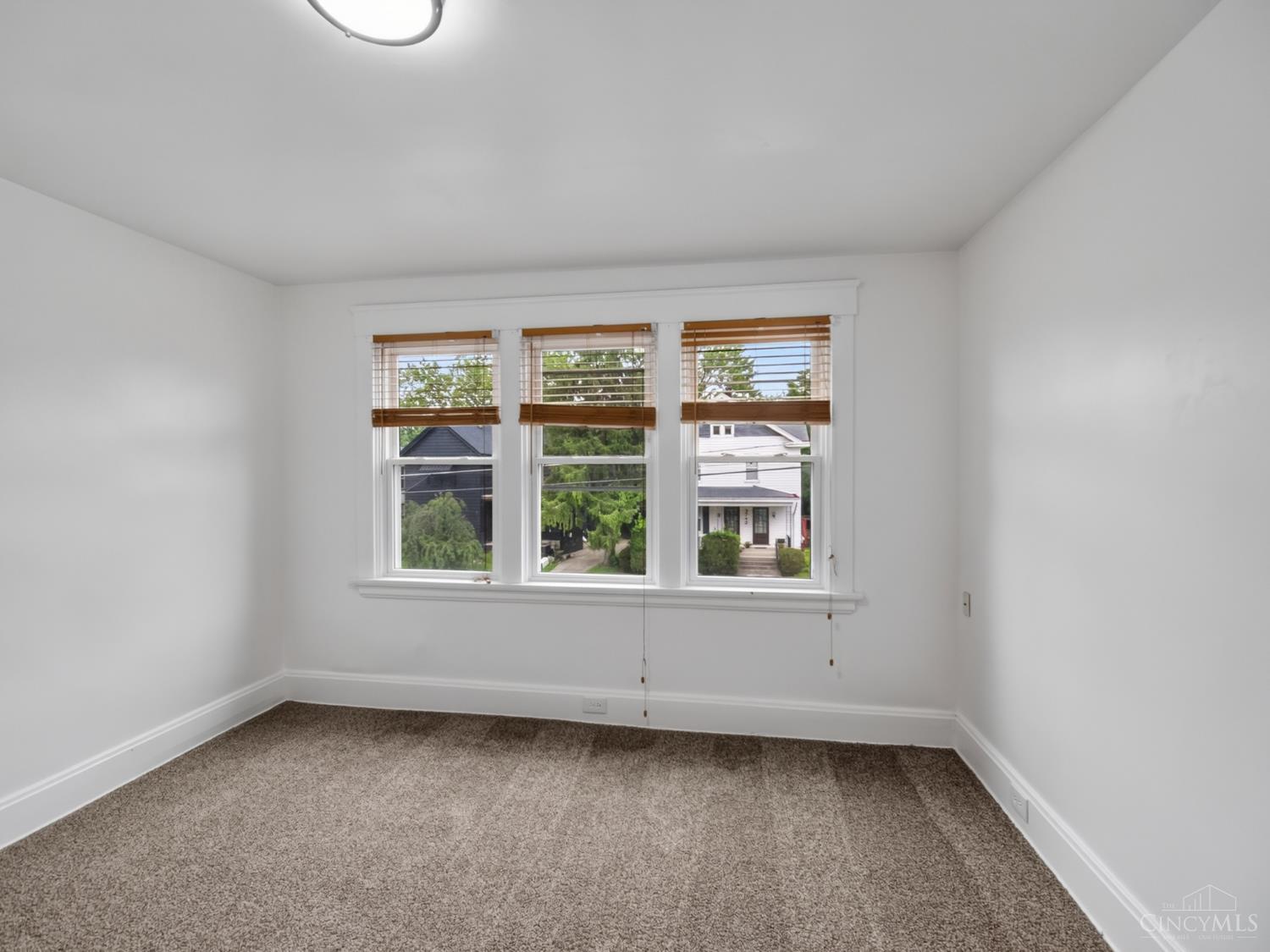 3743 Darwin Avenue Property Photo 13