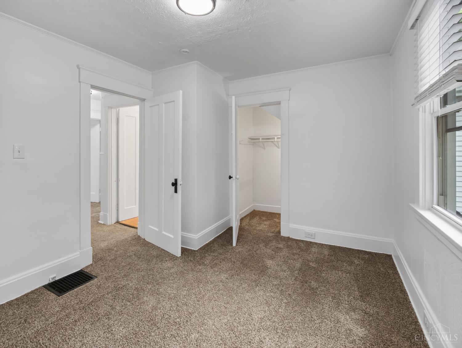 3743 Darwin Avenue Property Photo 17