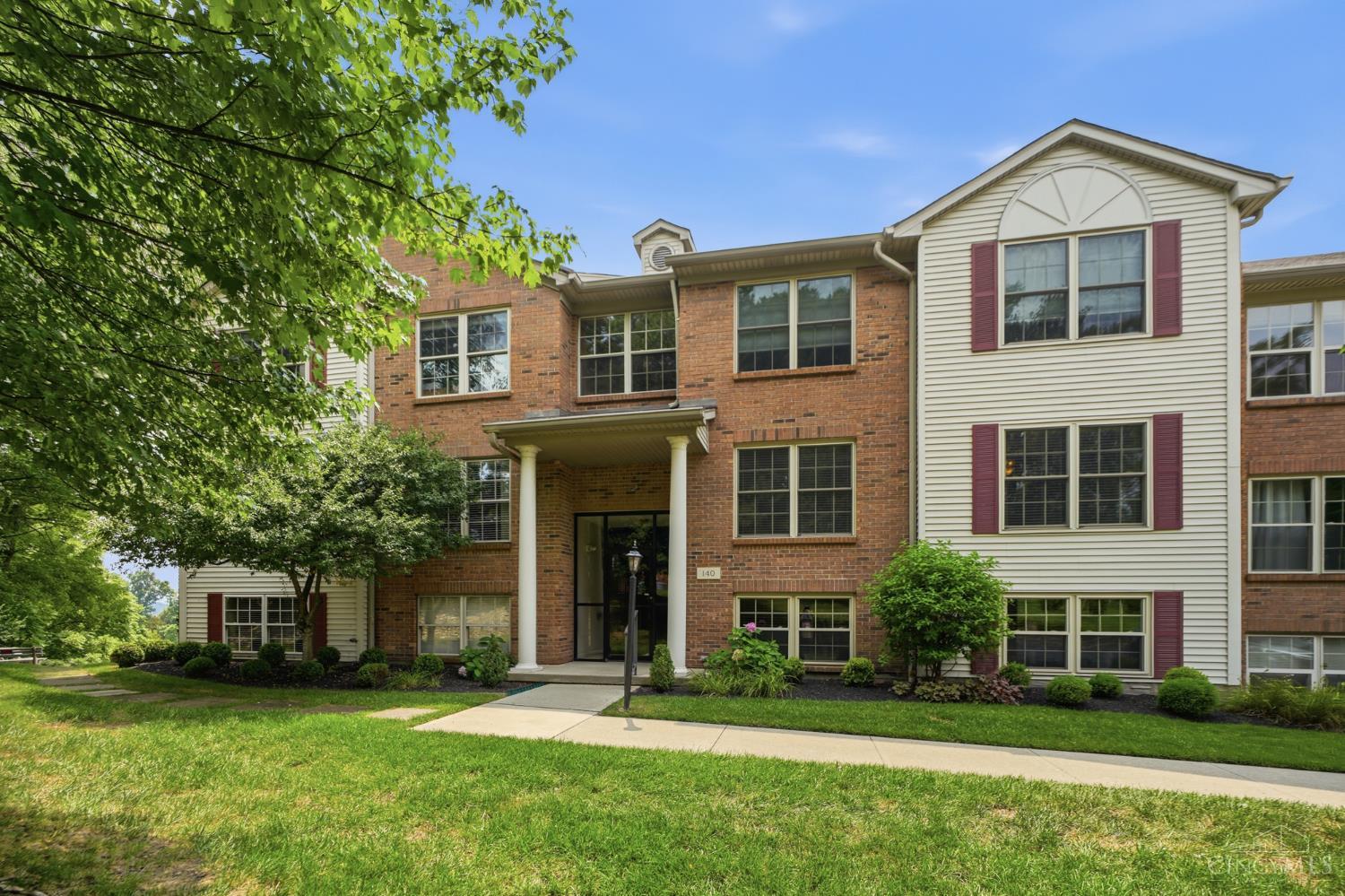 140 Palisades Pointe Property Photo 1